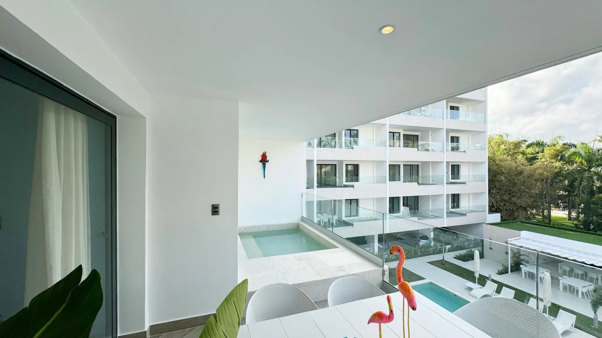 Tropical Relaxing 2 Bedroom Unit With Picuzzi Punta Cana