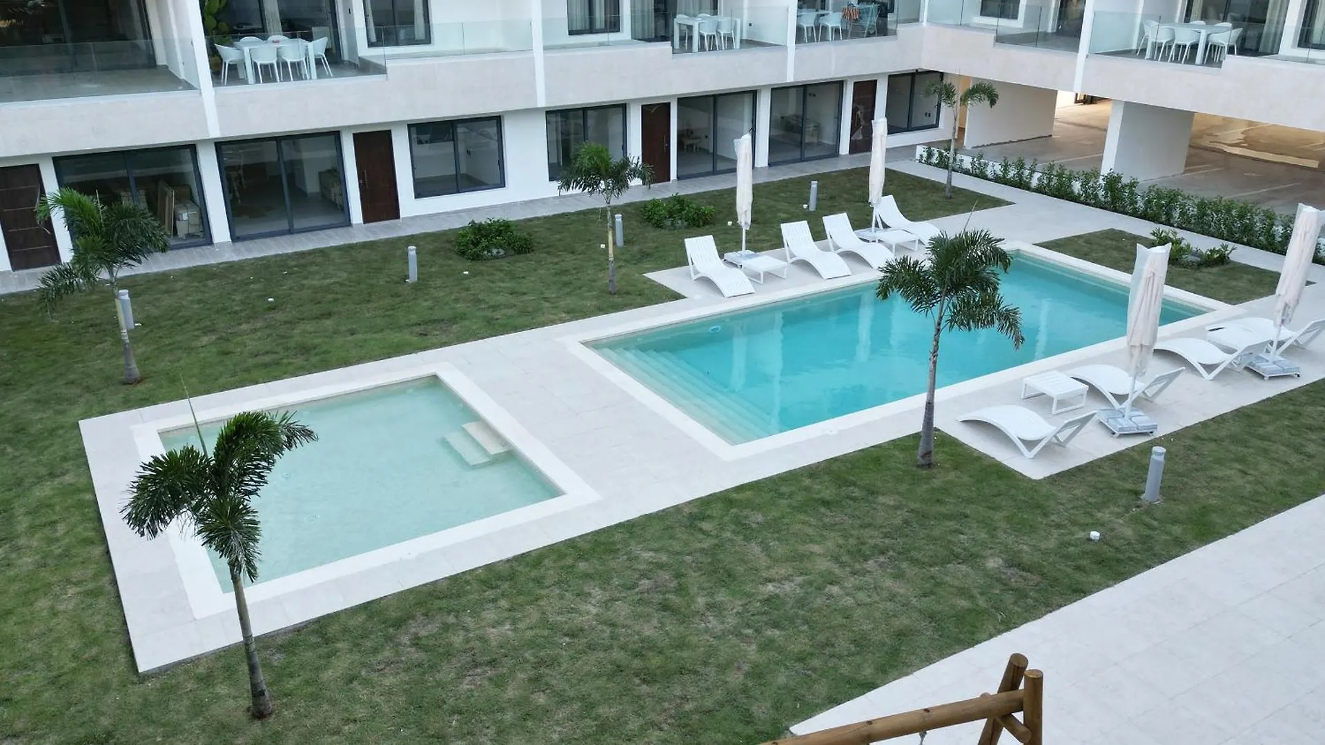 Tropical Relaxing 2 Bedroom Unit With Picuzzi Punta Cana